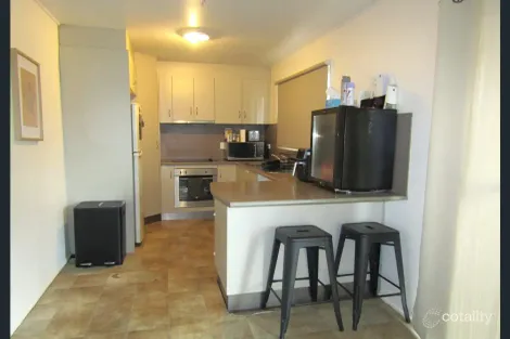 3 Monger St, Blackwater, QLD 4717