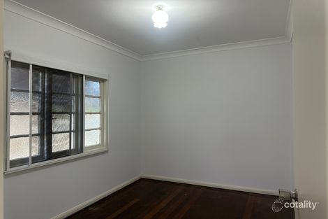 2/4 Dix St, Redcliffe, QLD 4020