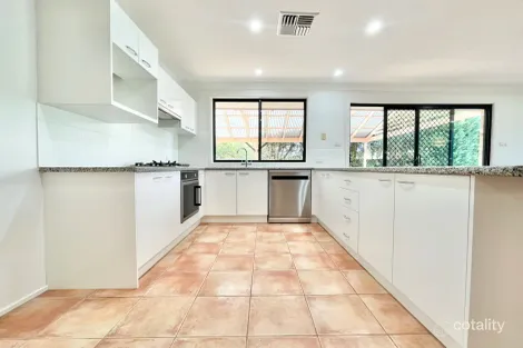 Property photo of 22 Pinehurst Avenue Glenmore Park NSW 2745