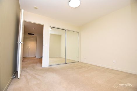 Property photo of 916/100 Harbour Esplanade Docklands VIC 3008