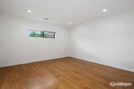 Property photo of 21 Bandicoot Loop Tarneit VIC 3029