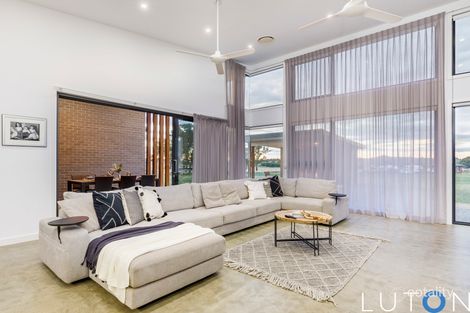 Property photo of 42 Jiparu Drive Murrumbateman NSW 2582