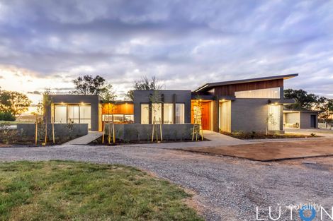 Property photo of 42 Jiparu Drive Murrumbateman NSW 2582