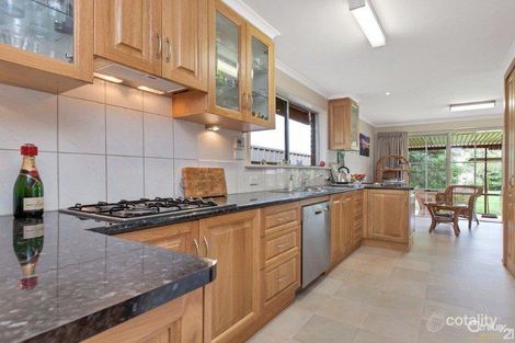 Property photo of 10 Cheringar Boulevard Dernancourt SA 5075