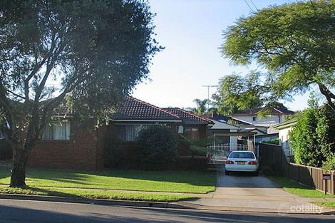 300 Hamilton Rd, Fairfield West, NSW 2165