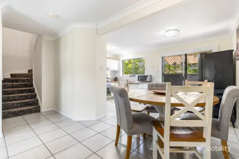 Property photo of 4/34-42 University Drive Meadowbrook QLD 4131