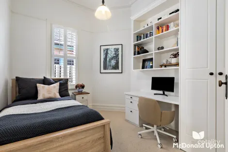 Property photo of 4 Glen Street Essendon VIC 3040