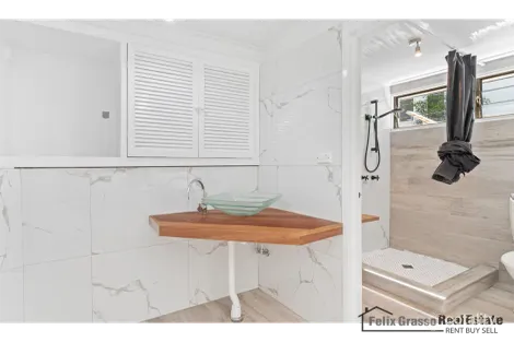 Property photo of 9 Bellevue Crescent Edge Hill QLD 4870