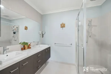 Property photo of 65 Lancefield Circuit Eynesbury VIC 3338