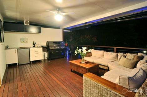 Property photo of 3 Buddeh Street Hope Island QLD 4212