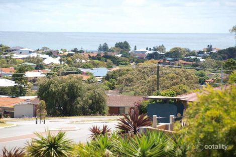 Property photo of 2 Awhina Place Kallaroo WA 6025