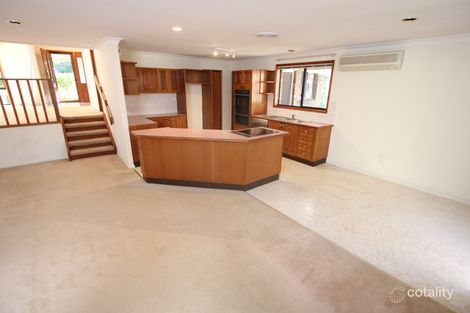Property photo of 30 Beveridge Drive Green Point NSW 2251