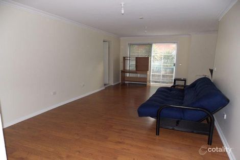 Property photo of 3/8 Weyburn Place Avondale Heights VIC 3034