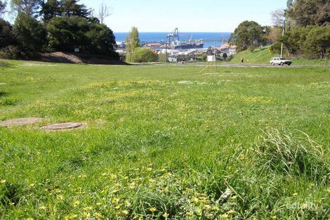 2 Aileen Cres, Hillcrest, TAS 7320