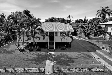 117 TWELFTH AVE, RAILWAY ESTATE, QLD 4810