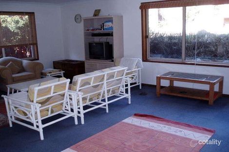 Property photo of 12 Blake Place Narrawallee NSW 2539