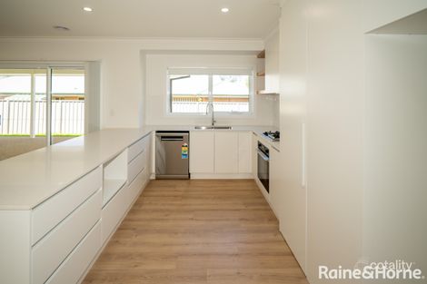 Property photo of 13 Lachlan Place Tatton NSW 2650