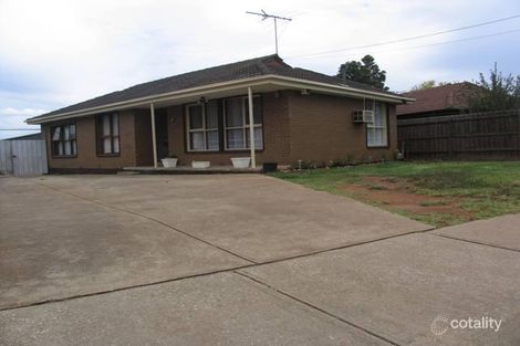 41 First Ave, Melton South, VIC 3338