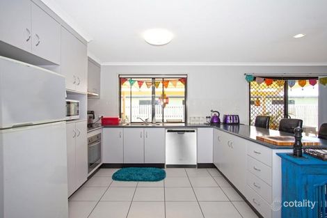Property photo of 7 Peacock Place Marian QLD 4753