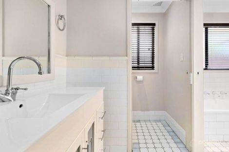 Property photo of 16 Charmer Crescent Minchinbury NSW 2770