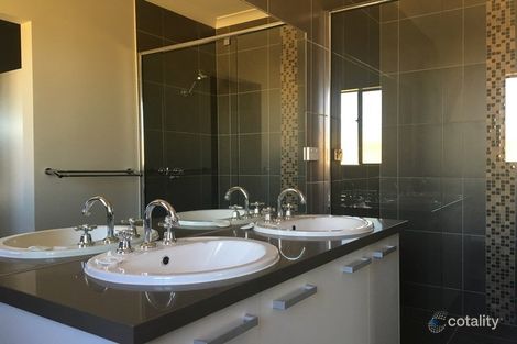 Property photo of 178 Warralily Boulevard Armstrong Creek VIC 3217