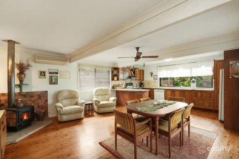 30 Adelaide Ave, Umina Beach, NSW 2257