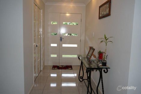 Property photo of 2 Chestnut Drive Pine Mountain QLD 4306