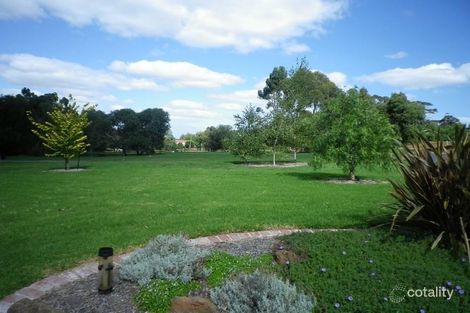 Property photo of 3 Tamboore Way Lysterfield South VIC 3156