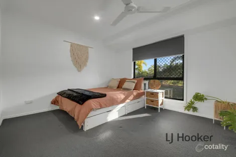 Property photo of 81 Broadacres Drive Tannum Sands QLD 4680
