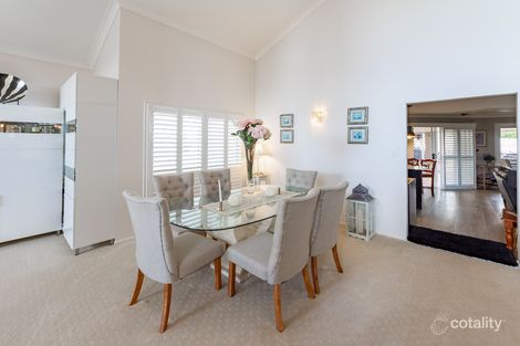 Property photo of 22 Chestnut Drive Flinders View QLD 4305