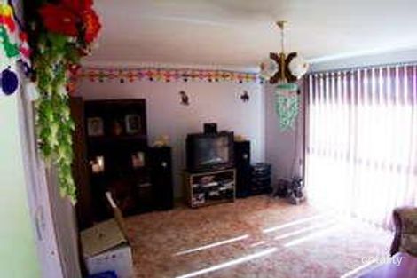 Property photo of 21 Pottenger Way St Albans VIC 3021