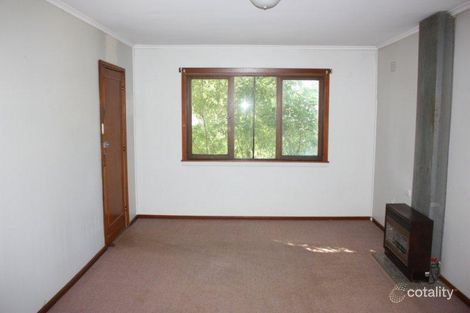 Property photo of 18 Hunter Street Mount Austin NSW 2650