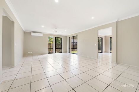 Property photo of 31 Cyperus Crescent Carseldine QLD 4034