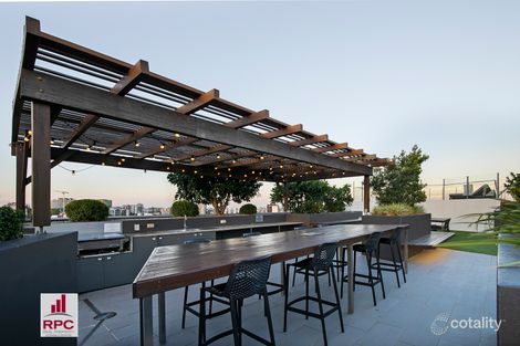 Property photo of 106/36 Anglesey Street Kangaroo Point QLD 4169
