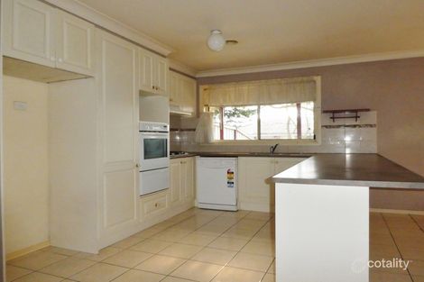 Property photo of 20 Gwenton Avenue Cranbourne East VIC 3977