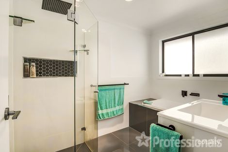 Property photo of 48 Mendel Drive Kelso NSW 2795