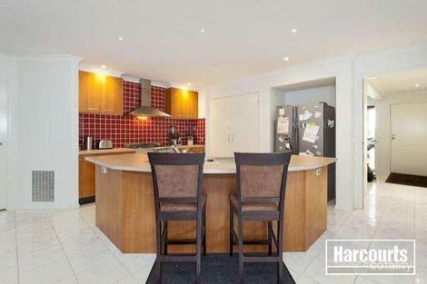 Property photo of 10 Trevino Way Cranbourne North VIC 3977