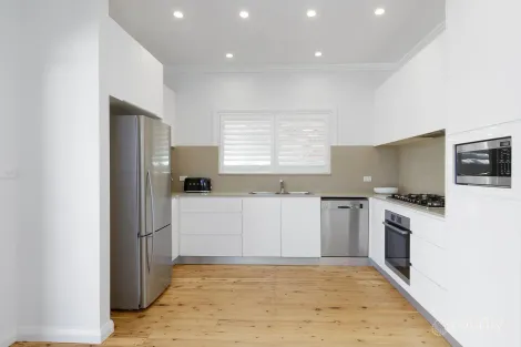Property photo of 99 McIntosh Road Narraweena NSW 2099