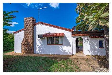 Property photo of 1 Weaver Street Norman Gardens QLD 4701