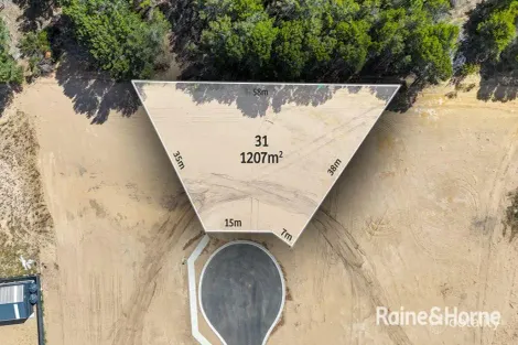 11 Clayton St, Clayton Bay, SA 5256