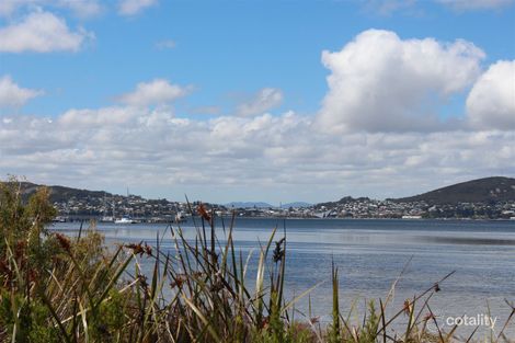 Property photo of 18 George Street Little Grove WA 6330