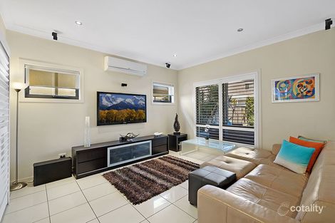 Property photo of 8 Galley Road Hope Island QLD 4212