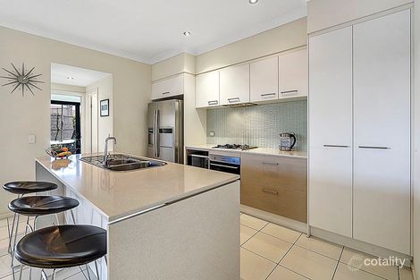 Property photo of 8 Galley Road Hope Island QLD 4212