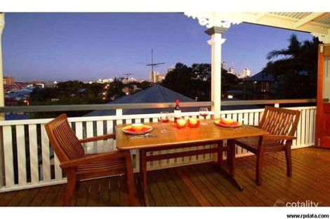 Property photo of 162 Kennigo Street Spring Hill QLD 4000