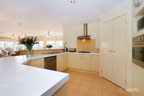 Property photo of 23 Hasluck Crescent Lynbrook VIC 3975