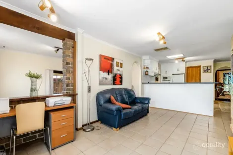 Property photo of 40 Megunya Crescent Craigmore SA 5114