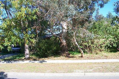 523 High Rd, Parkwood, WA 6147