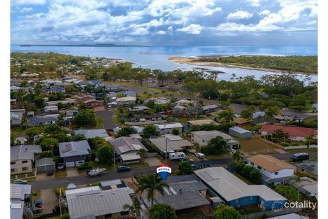 Property photo of 17 Crest Avenue Boyne Island QLD 4680