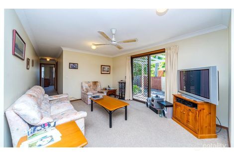 Property photo of 2/10 Warrie Close Paradise Point QLD 4216