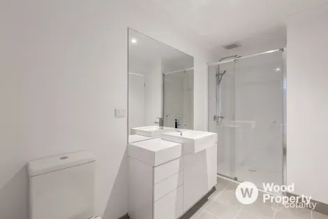 Property photo of 17 Ulmara Parkway Maidstone VIC 3012